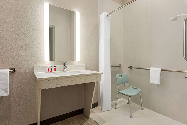 Bathroom shower