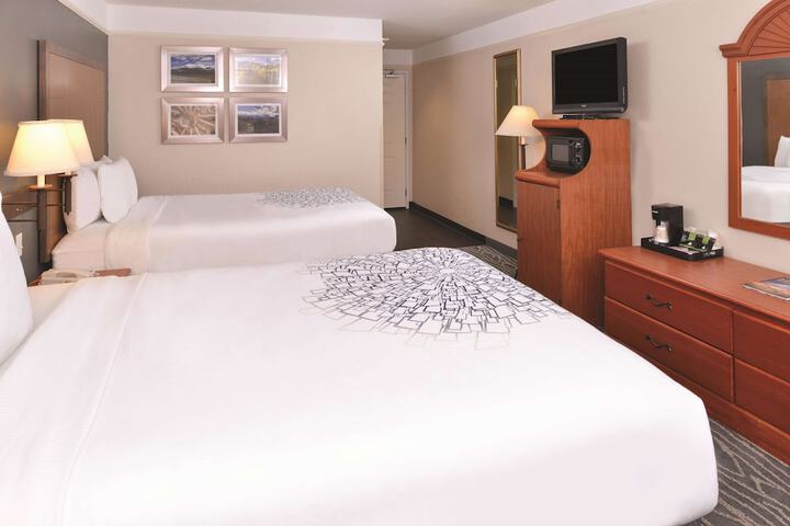 Room 6 of 53
