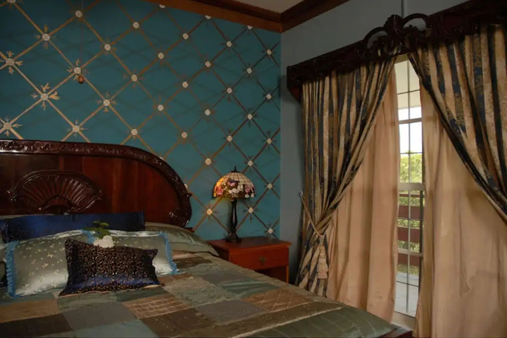 Room 3 of 14