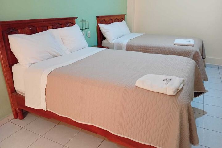 Room 10 of 40