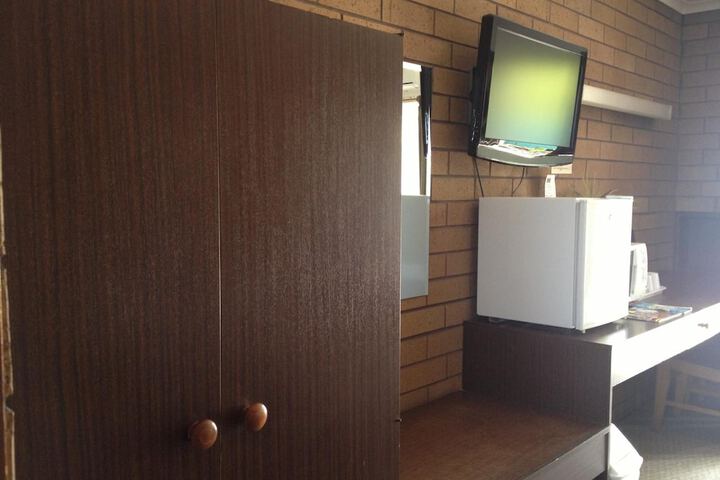 Room 23 of 41