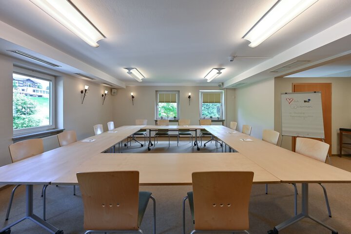 Meeting 117 of 144