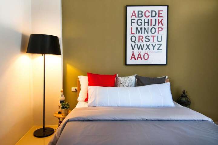 Room 6 of 24