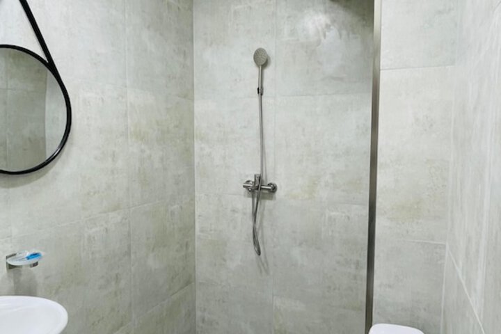 Room 14 of 20