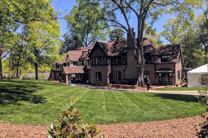 Hotel Exterior 55 of 57