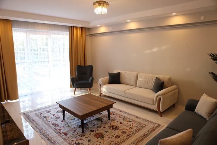 Room 8 of 48