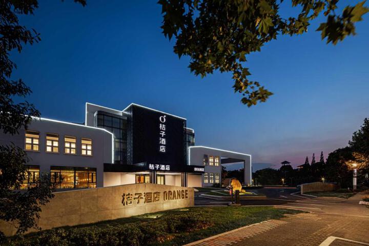 Orange Hotel Suzhou East Tai Lake Wujiang Park