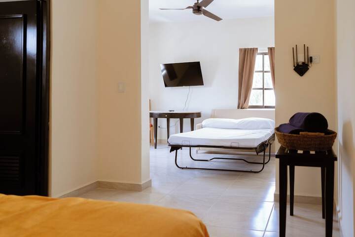Room 16 of 22