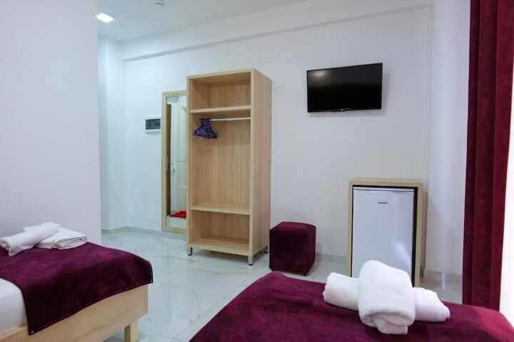 Room 25 of 50
