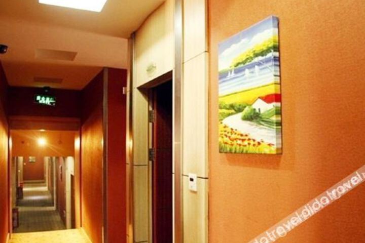Hotel Interior 13 of 19