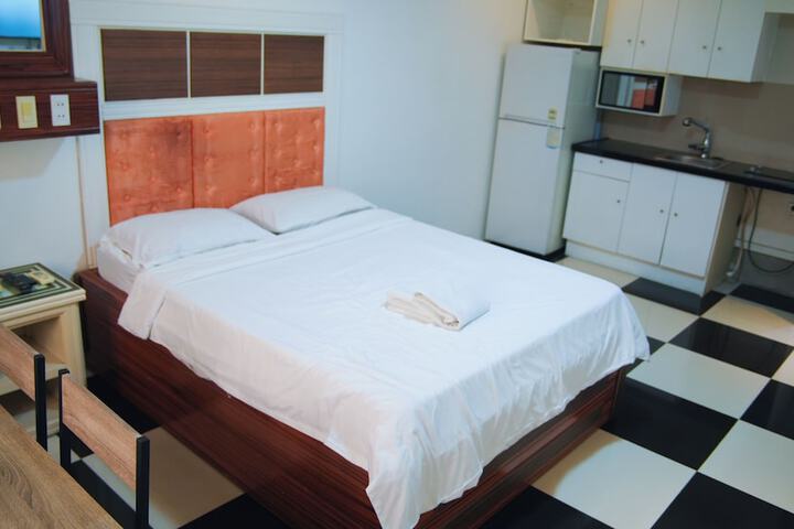 Room 32 of 127