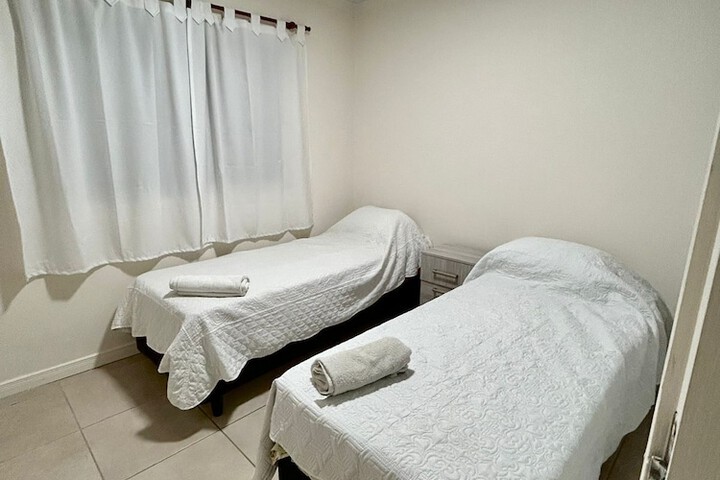Room 2 of 8