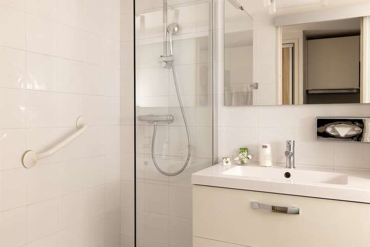 Bath Photo