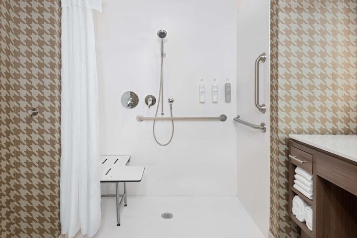 Bathroom shower