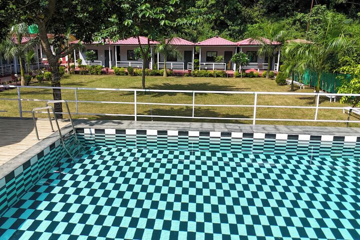 Pool 18 of 47