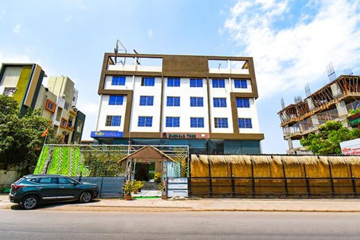 Fabhotel Prime Emerald I