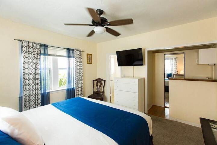 Room 5 of 21