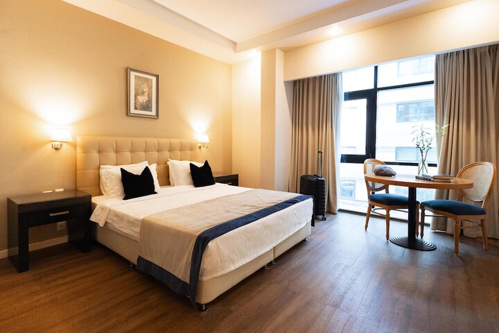 Room 50 of 139