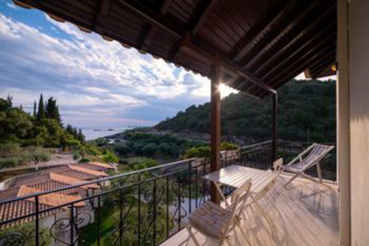 Terrace/Patio 2 of 36