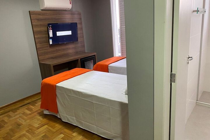 Room 5 of 22