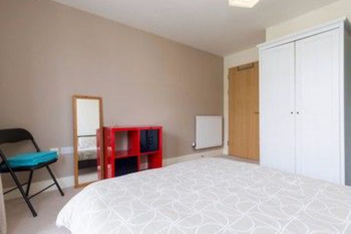 Room 17 of 48
