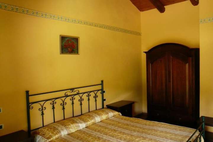 Room 6 of 23