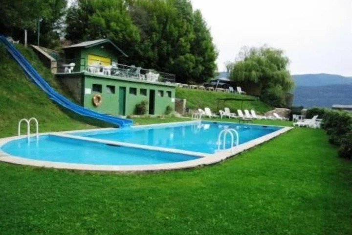 Hotel Pool