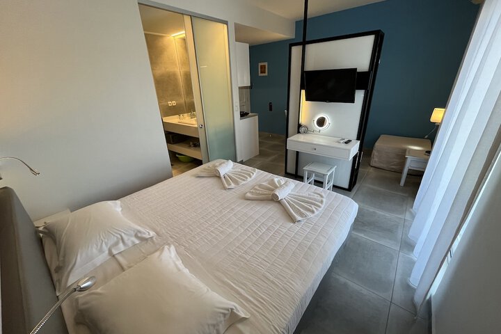 Room 75 of 172