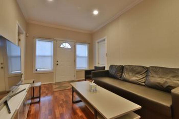 Room 105 of 117
