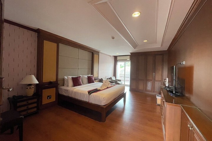 Room 13 of 112