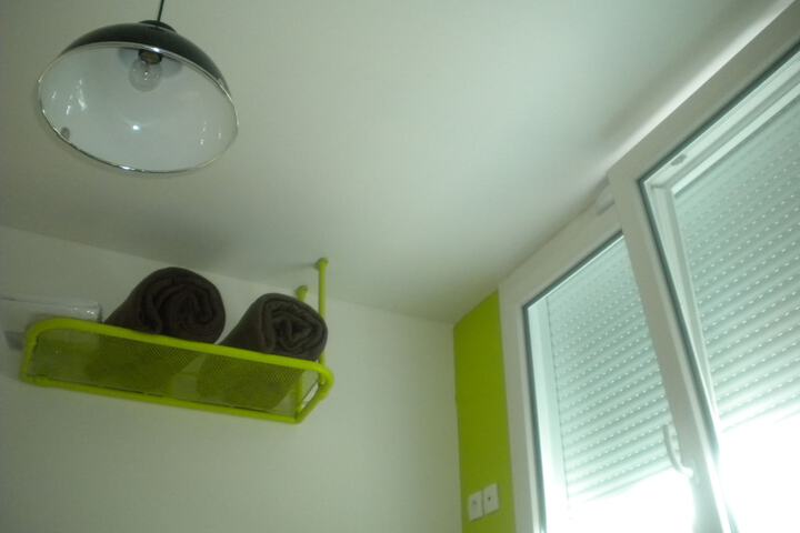 Room 7 of 25