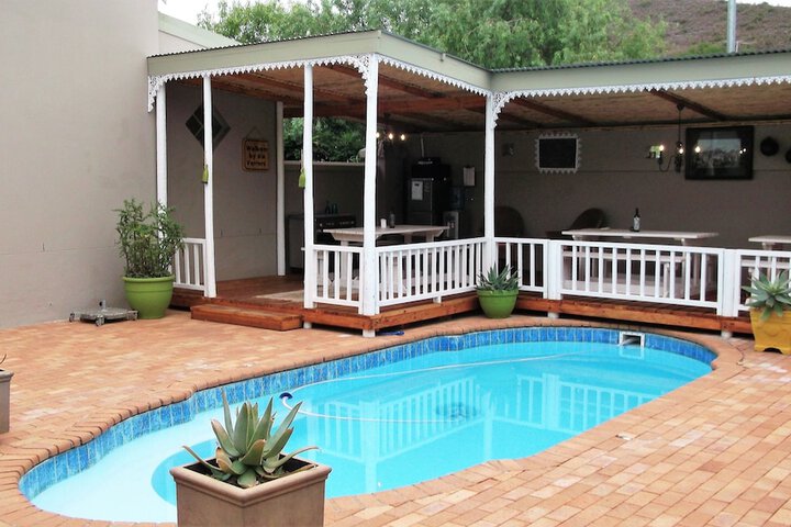 Hotel with Pool