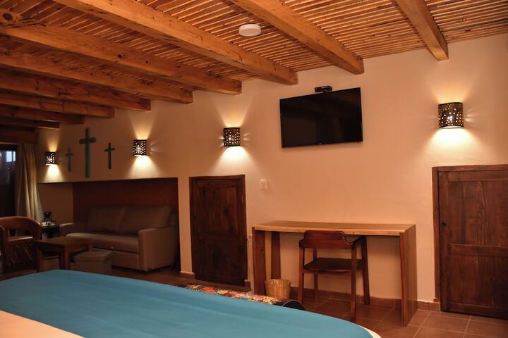 Room 13 of 94