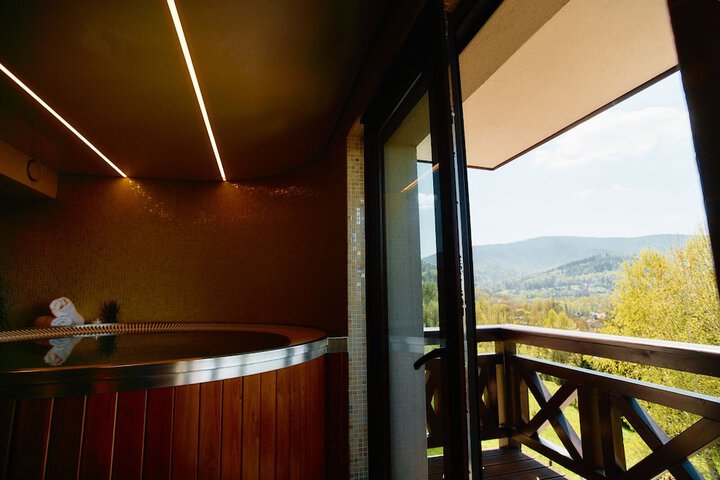 Spa 27 of 55