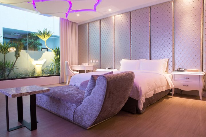 Room 26 of 55