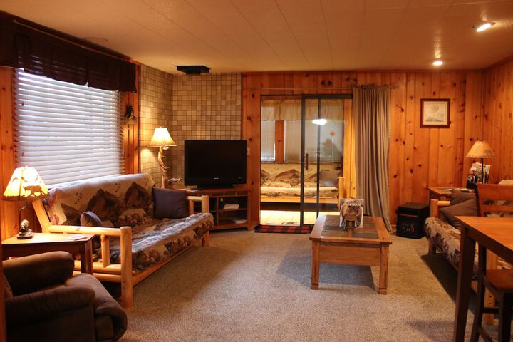 Photo of Yellowstone Wildlife Cabins