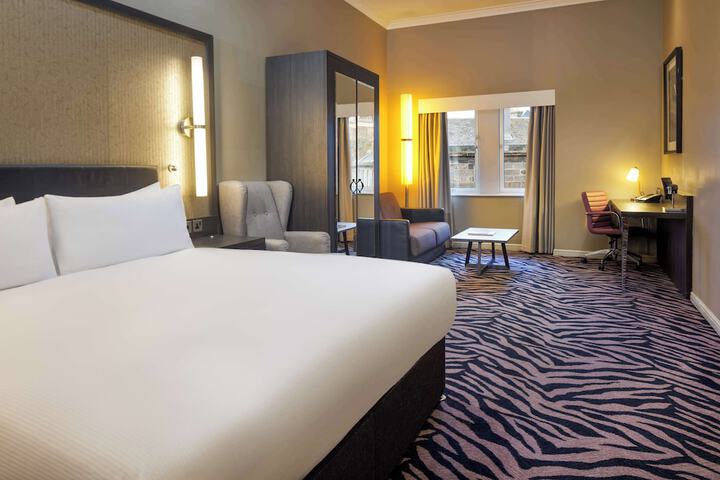 Room 44 of 113
