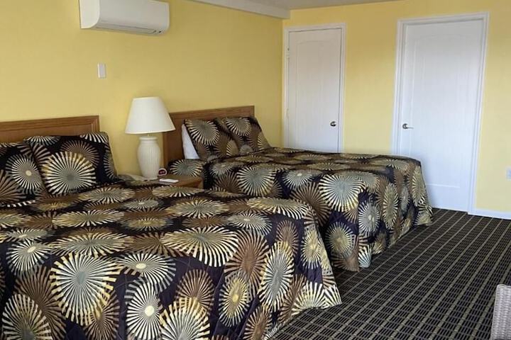 Room 12 of 43