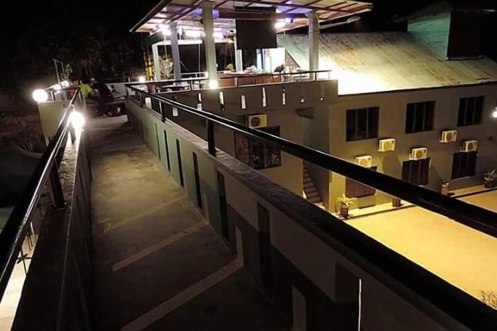 Hotel 53 of 56