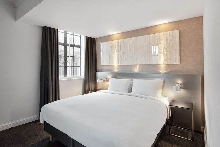 Room 40 of 69
