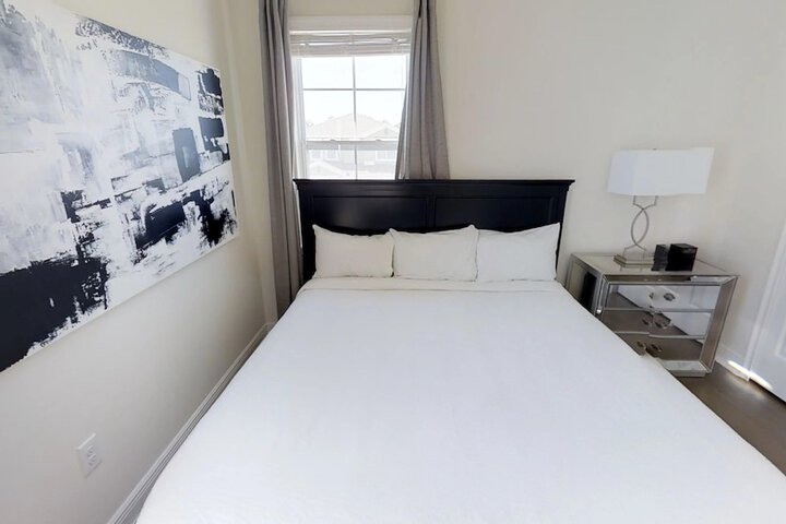 Room 9 of 56