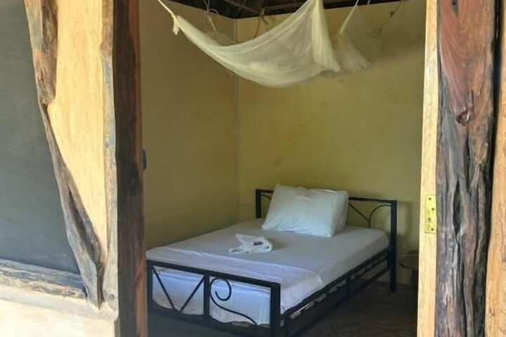 Room 2 of 42