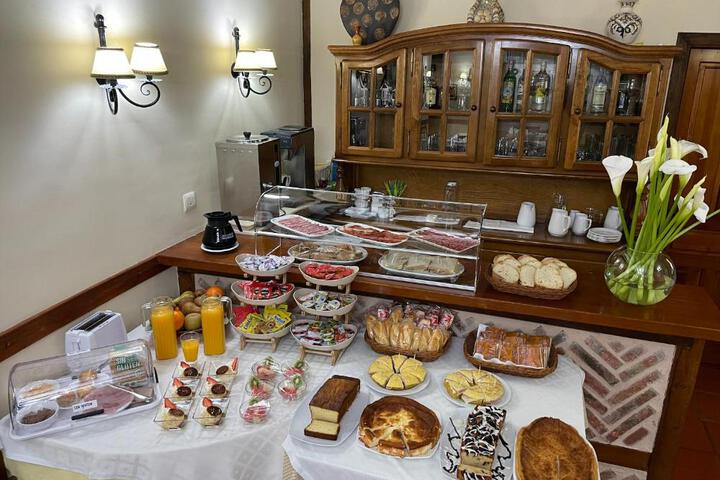 General 9 of 18