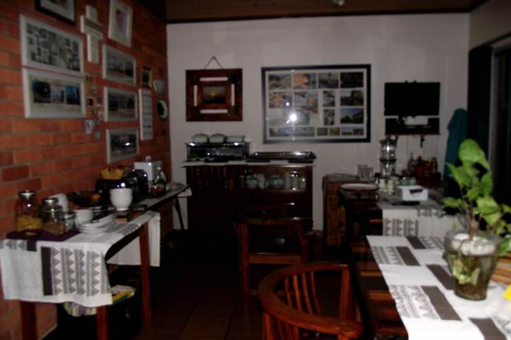 Breakfast/Coffee Service 30 of 52