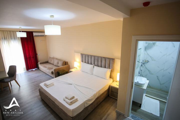 Room 6 of 20