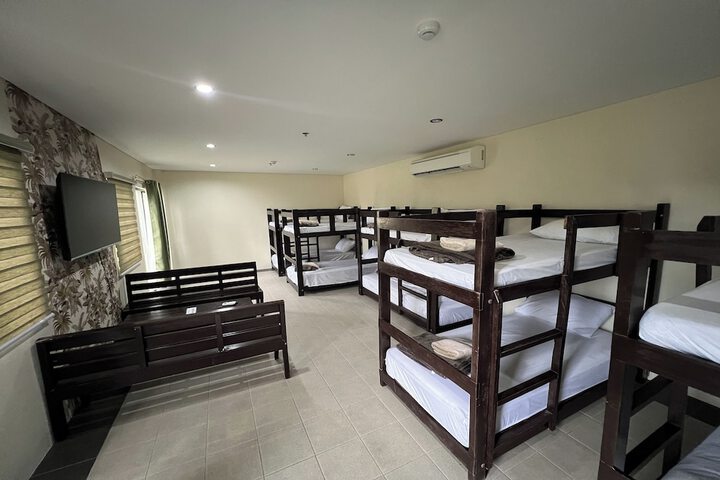 Room 19 of 48