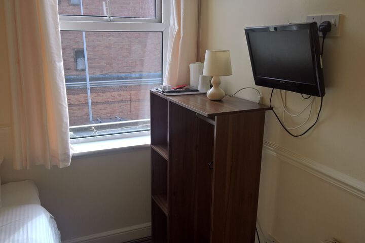 Room 26 of 30