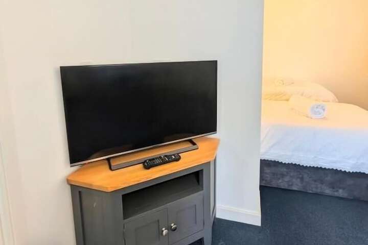 Room 4 of 21