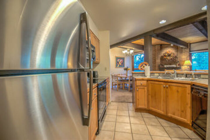 Photo of The Lodge by Retreatia