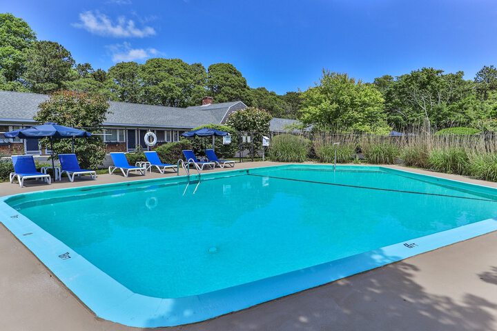 Pool 35 of 66
